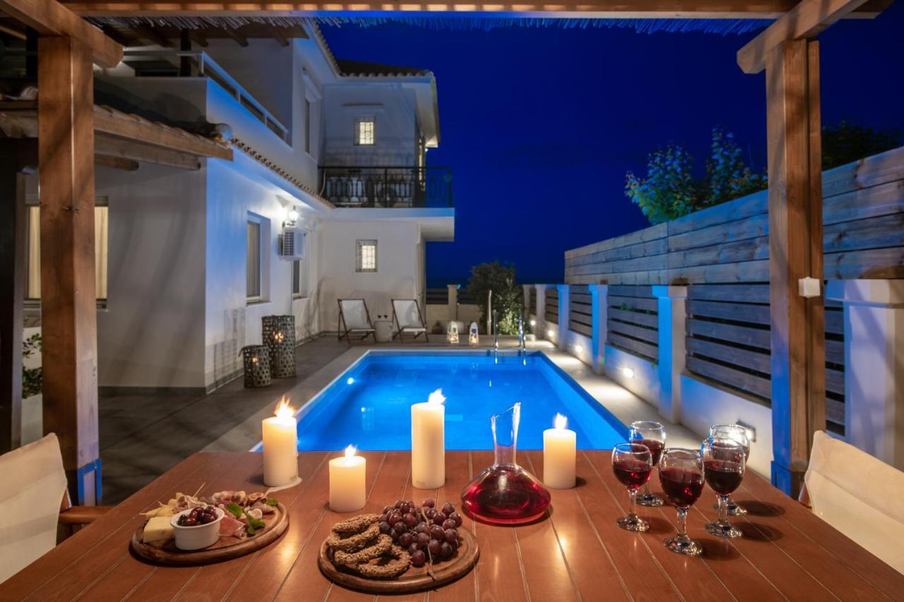 Villa Elizabeth - Seafront Classic Villa! Αργάσι Εξωτερικό φωτογραφία